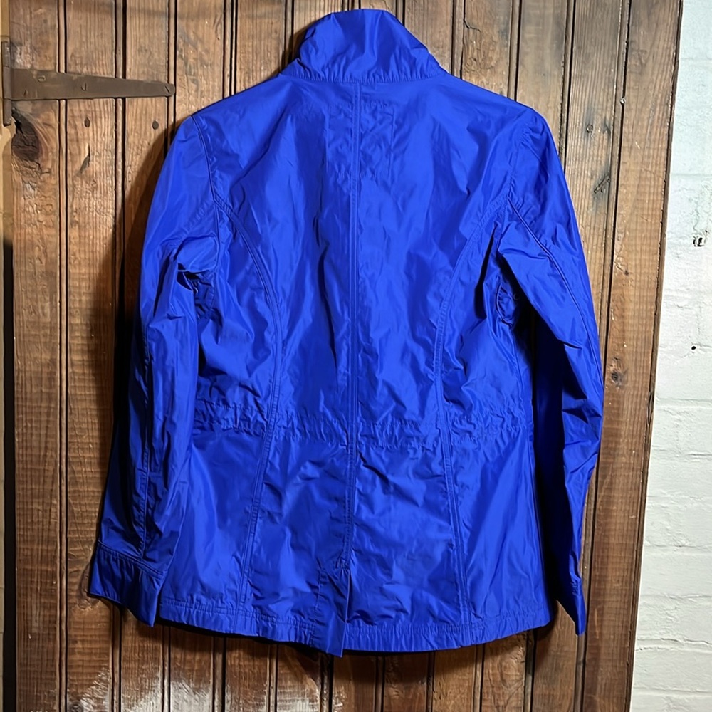 Woman’s L.L. Bean jacket - Picture 4 of 4